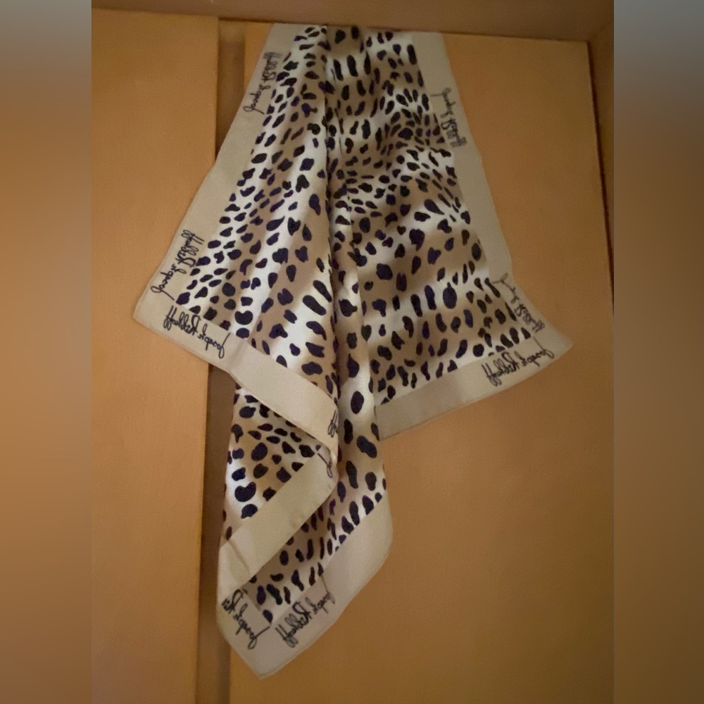 Joseph Ribkoff Leopard Print Scarf 20X20 Approx. Brown Black Animal Gold Tones